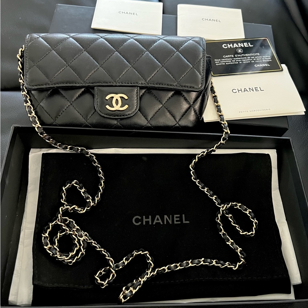 Sold locally ✨CHANEL small Lambskin Quilted EyeGlasses Case With Chain Black